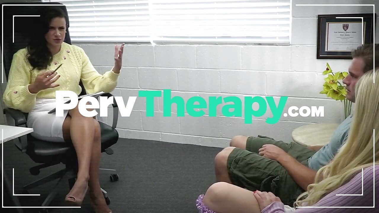 Teen babe Lia Lor stays fit with hardcore cock workouts