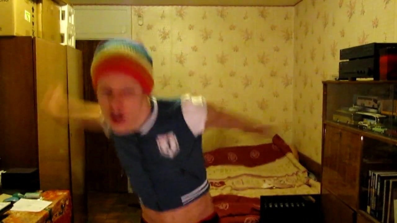 TWINK IS ALWAYS HUNGRY FOR RAW COCK