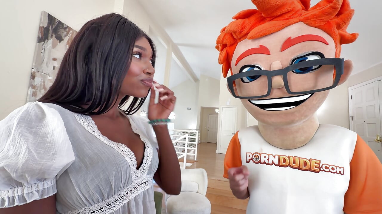 I Cast Athletic Ebony Babe Poppy Cox and She Ended Up on My Dick