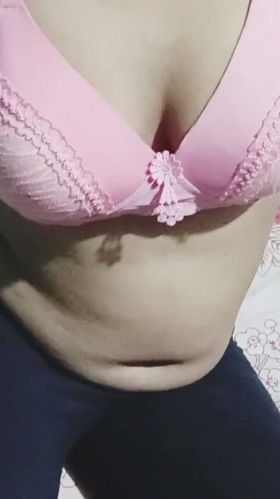 Hot Bhabhi Show her hot Boobs and pussy | Clip 1