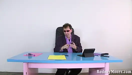 Lila si cewek imut kulit hitam yang mungil dientot habis-habisan sampai dicrot di muka