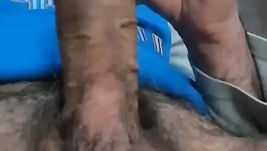Penisim giderek sertleşiyor!