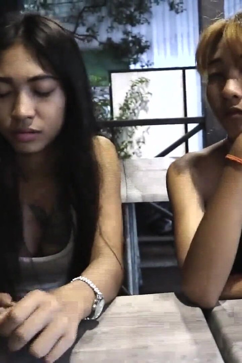 Creampie threesome with two 18 year old Thai girls