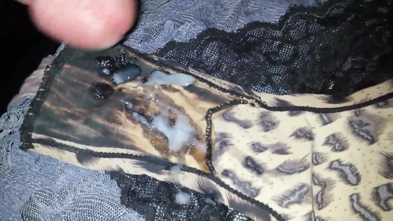 cum panty  der Nachbarin