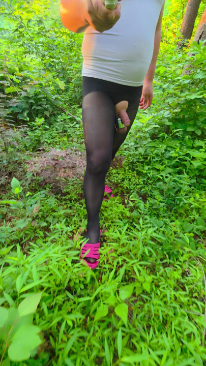 PANTYHOSE FLASHING