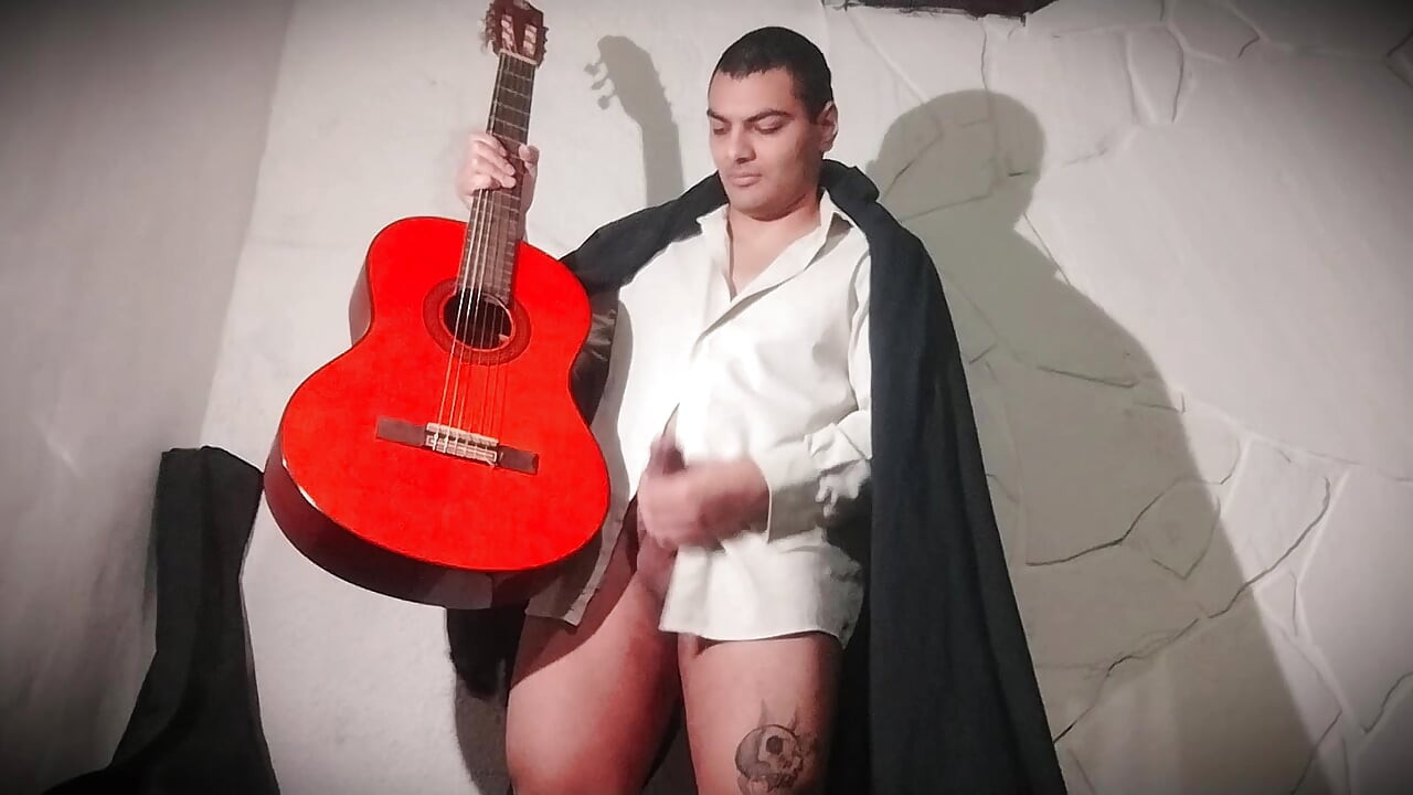 18 CM Dick - Doctor MDCXIX - Ghost - Number 1 - Fucking Guitar Yamaha C80 Made in China - Cristopher Rebellato Alexis