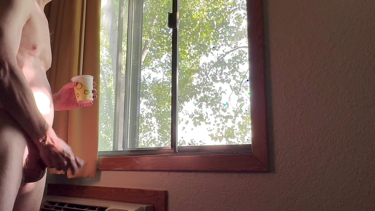 Exposing my cock and jacking off in hotel