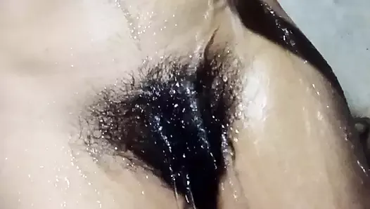Indian Girl Bathing hot video