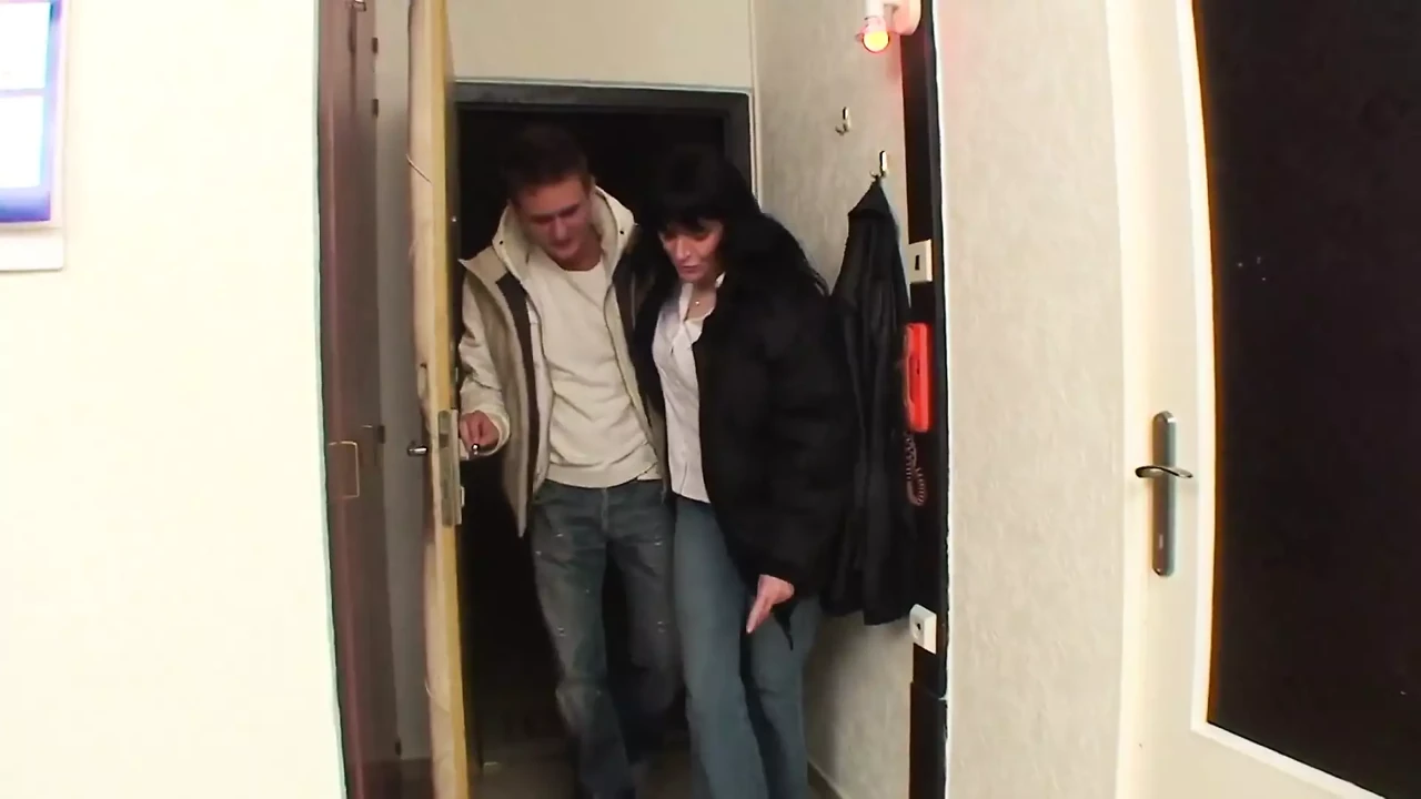 Busty gilf gets fucked by young guy