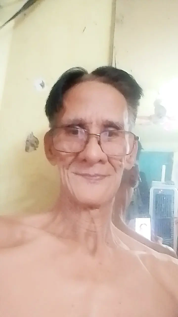 操我的老婆。我射在她的阴户上越来越难