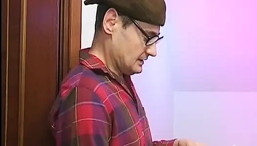 Cewek seksi jerman dientot habis-habisan sampai dicrot di dalam