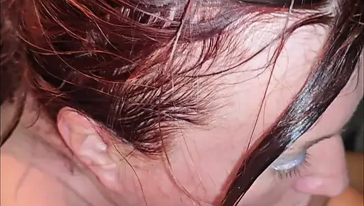 Yüzüme geldi ve ona sıcak bir döl verdim