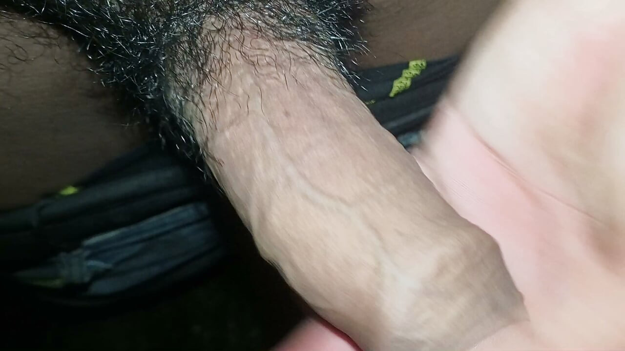 شاب أبيض شاب جاء ليشرب وناكني غني 🤤