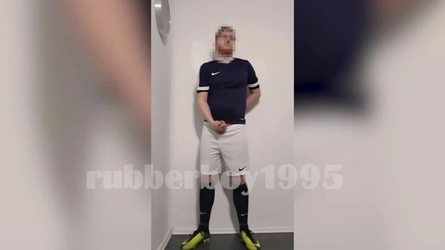 Soccer Boy wanking