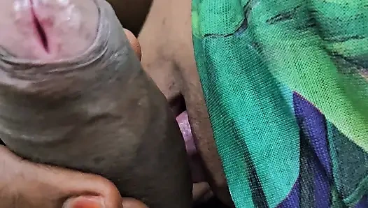 Desi indische schlampe lutscht