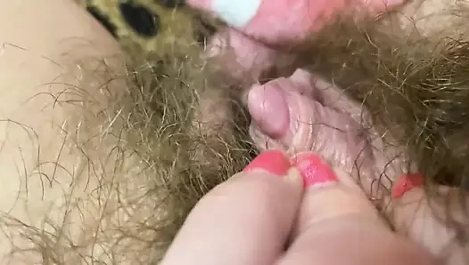 Hardcore clitoris orgasm closeup