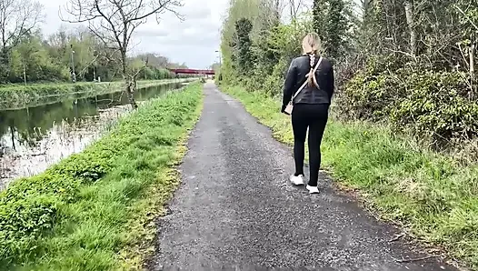 Can't Hold It, Pissing Outdoor Compilation