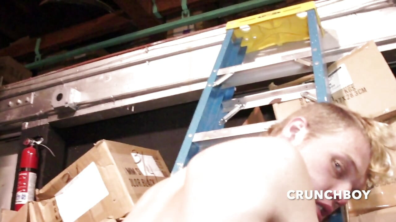 गे की स्ट्रैटाइट दोस्त द्वारा बिना कंडोम चुदाई 22 साल और उसकी गांड के अंदर वीर्य