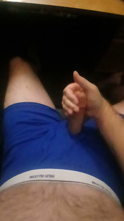 Jerking in blue Fruit of the Loom boxerbriefs with verbal