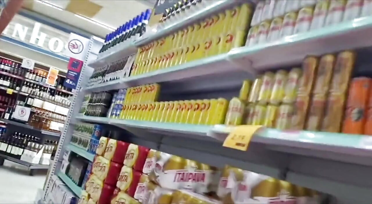 Wife Goes to the Market in Public Without Panties and Shows Herself off!
