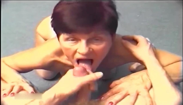 Granny Ibolya blowjobs and cum in mouth