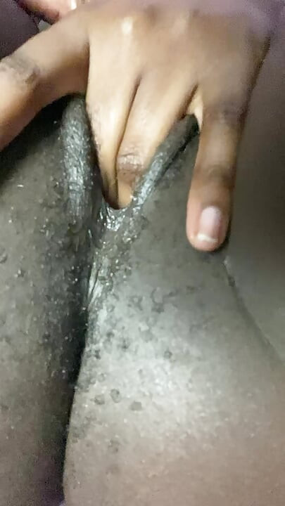 SOLO Horny Slut Finger Pretty Pussy Until Cumming