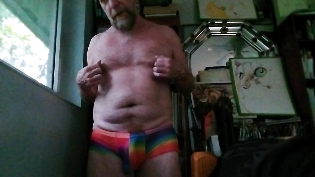 Pridewear bulge