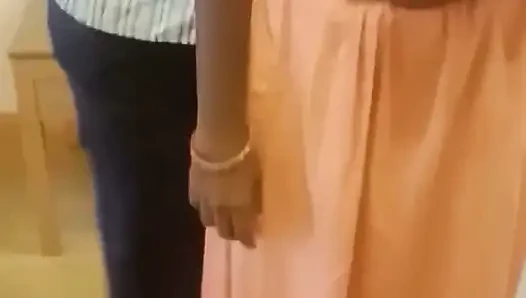 Büyük siyah götümü gavat kocamın terfisi için kıdemli patrona sundum - tamil domaltmalı anal! Indianhotwifex