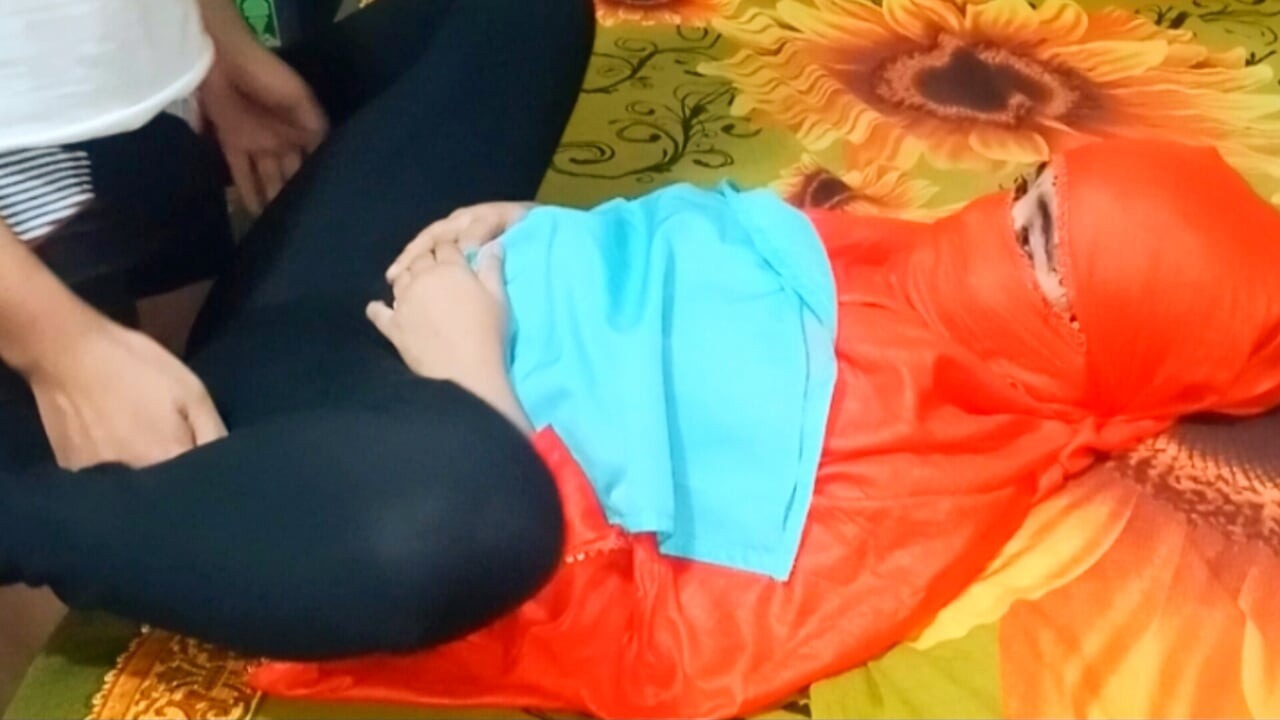 The girl is completely restless for sex