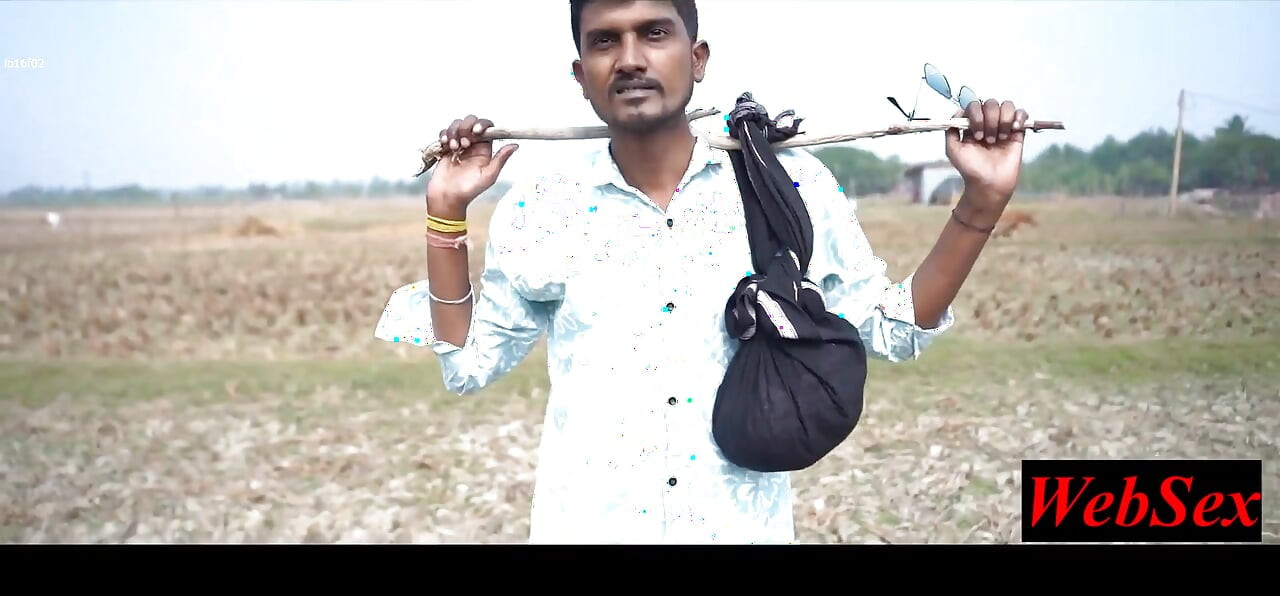Poor Farmers Wife Fucking with Rich Boy! Village Bhabhi Sex