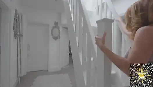 Трах неверной жены Roof по-быстрячку и после свадьбы