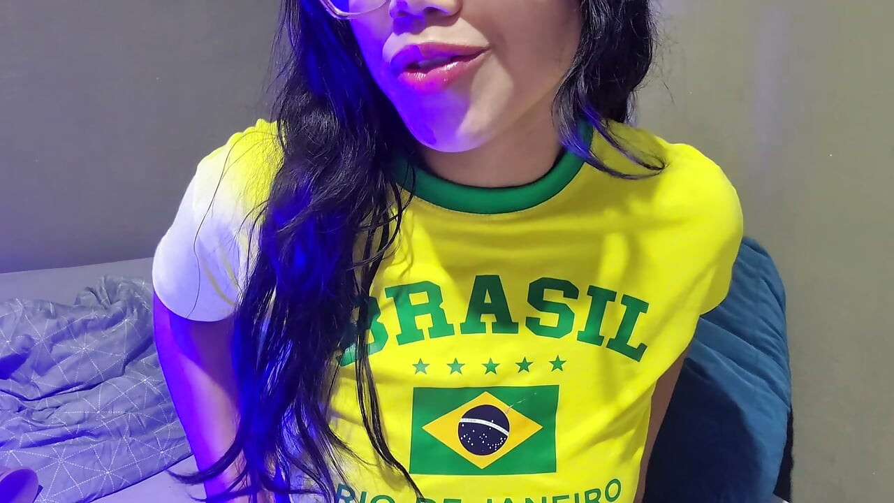 Brazilian hottie masturbating for you