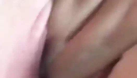 Meine enge Muschi für dich gefingert