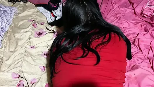 Creampie kommt aus dieser köstlichen Muschi heraus