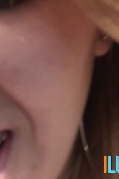 Plavuša tinejdžerka Pamela Sanchez vruće analno POV