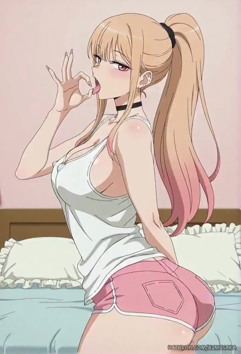 ANIME WITH A HOT GIRL SHAKING HER JUICY ASS
