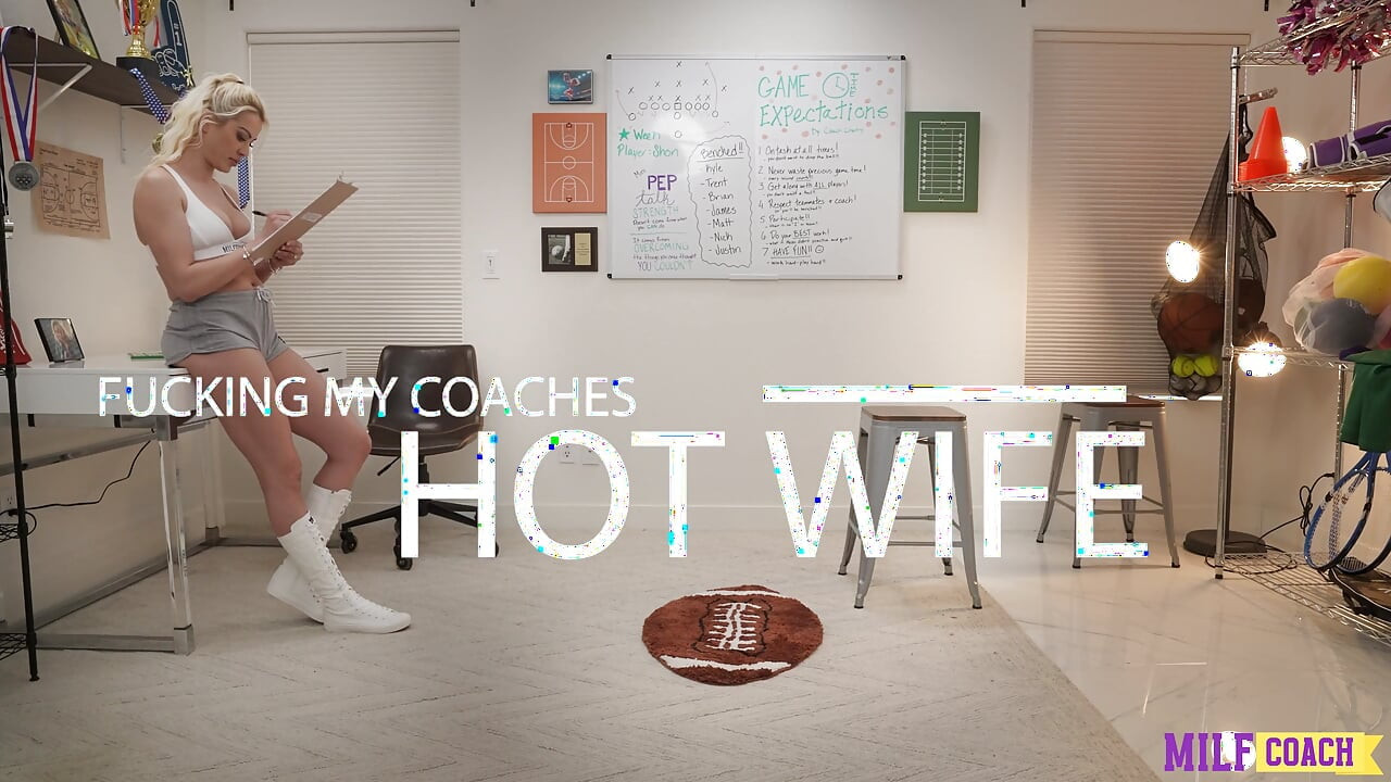 Fucking My Coachs Hot Wife - S1:e3