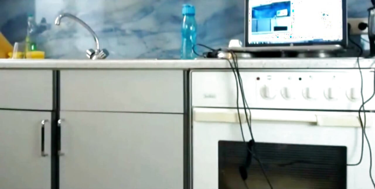 Tonåring Sexydea Blinkande bröst på live webbkamera