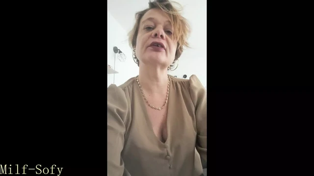 I'm going to find the winner for a particular delirium, he wants to be sucked by a milf in the elevator and end up on my face