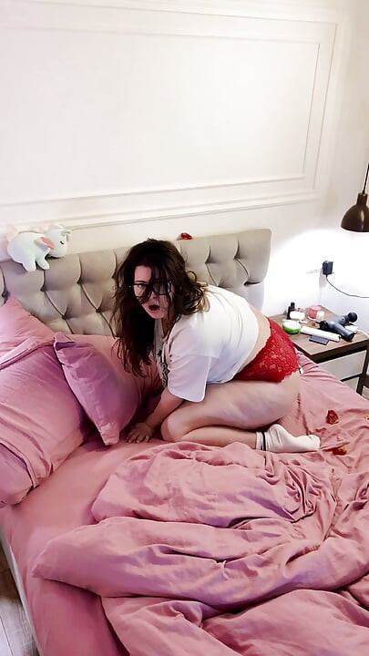 GORĄCA NERDY PAWG COLLEGE LOSZKA ZAPRASZA RAZEM CUM