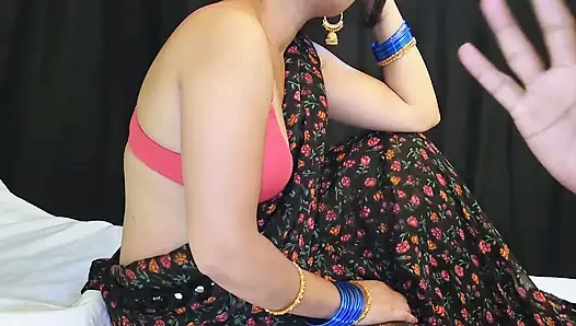 Kakak ipar lagi ngomong jorok sama kakak ipar indianya sambil ngomong jorok sama kakak ipar india