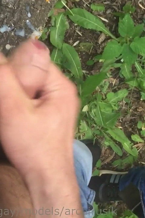 Jóvenes en la naturaleza en extremo y esperma! Las compilaciones son ardientes!