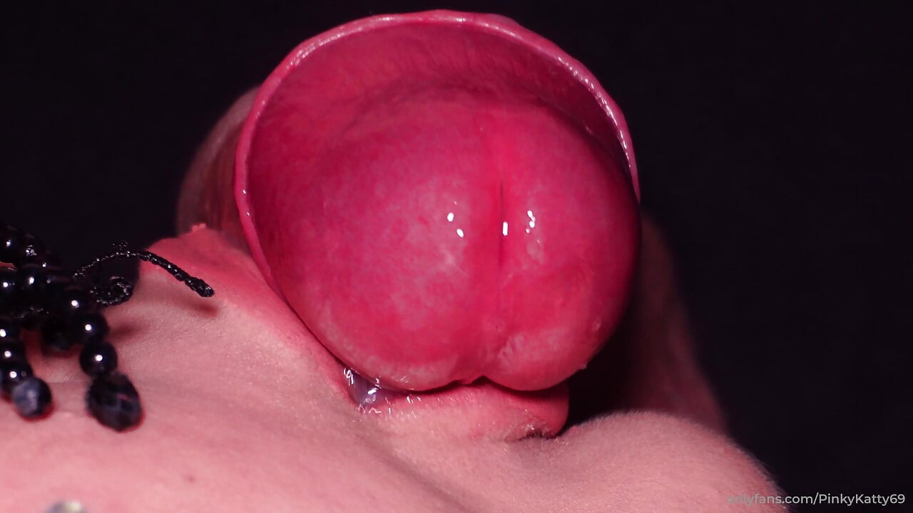 CLOSE-UP: Cum in the MILKING MOUTH FREE USE in 4k ASMR!