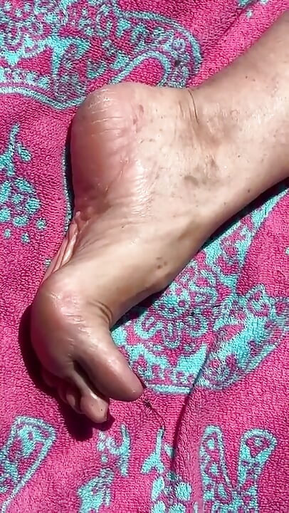 Fan Request Granny Naked in Sun Shows Dirty Rough Soles & Toes GILF 2