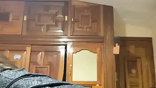 Önce memeler, sonra göt ve son amcık