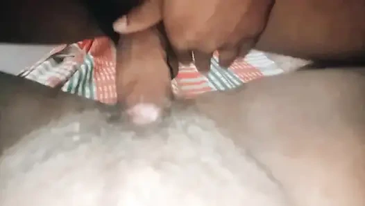 Evli kadın ve kocası seks videosu