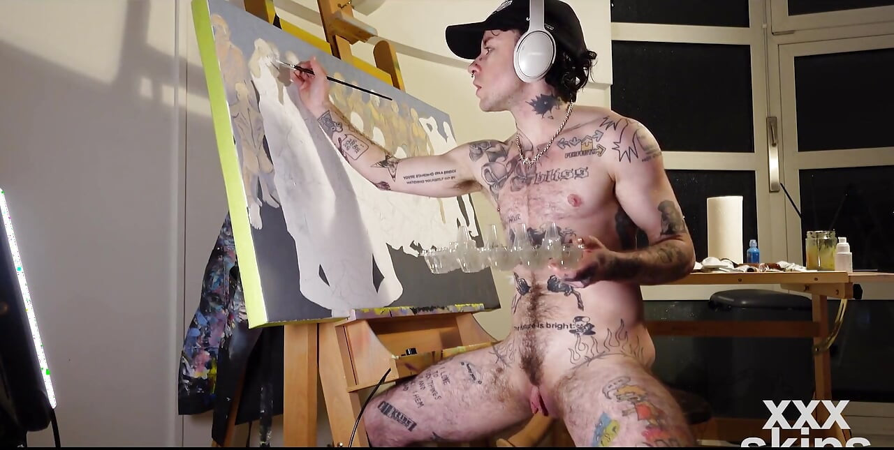 Horny Ftm Artist XXX Skips Works on a Painting While Getting His Pink Boy Pussy Pounded by a Fucking Machine