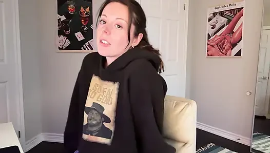 Step Sis Spreads Her Pussy and Ass for You!