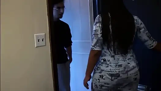 Seks dengan orang asing yang hamil