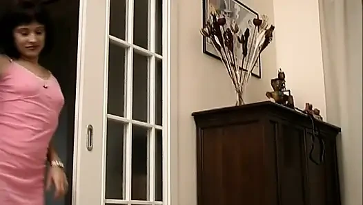 Echte italienische schlampen in Maske!